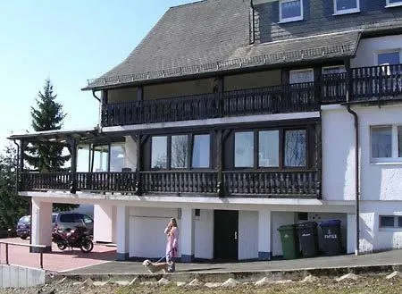 Dalzicht Geschikt Voor 4 Tot 5 Volwassenen Of 4 Volwassenen Plus 2 Kinderen Winterberg